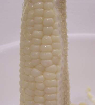 الطرق الصحية لتجميد الخضر والفواكه بالصور Corn,%20kernels%20cut%20on%20the%20cob