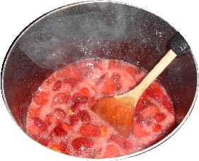 Fig and strawberry jam, cooking
