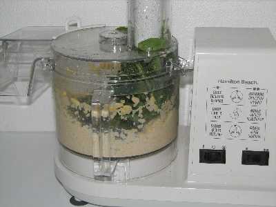 How to Make Pesto Frugally with Sunbeam Oskar Food Processor 