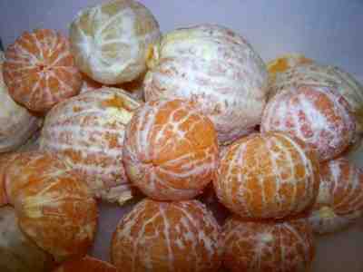 Peeled oranges