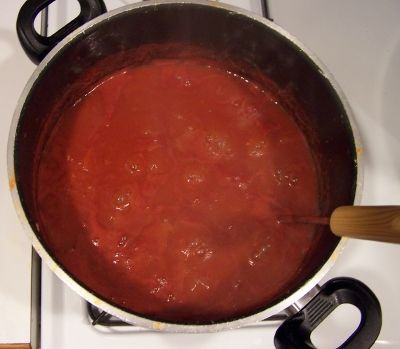 https://pickyourown.org/tomatoes/tm%20spaghetti%20cooking.jpg